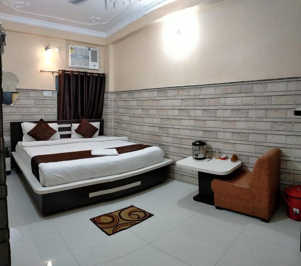Hotel Bachchan Palace Varanasi Ngoại thất bức ảnh