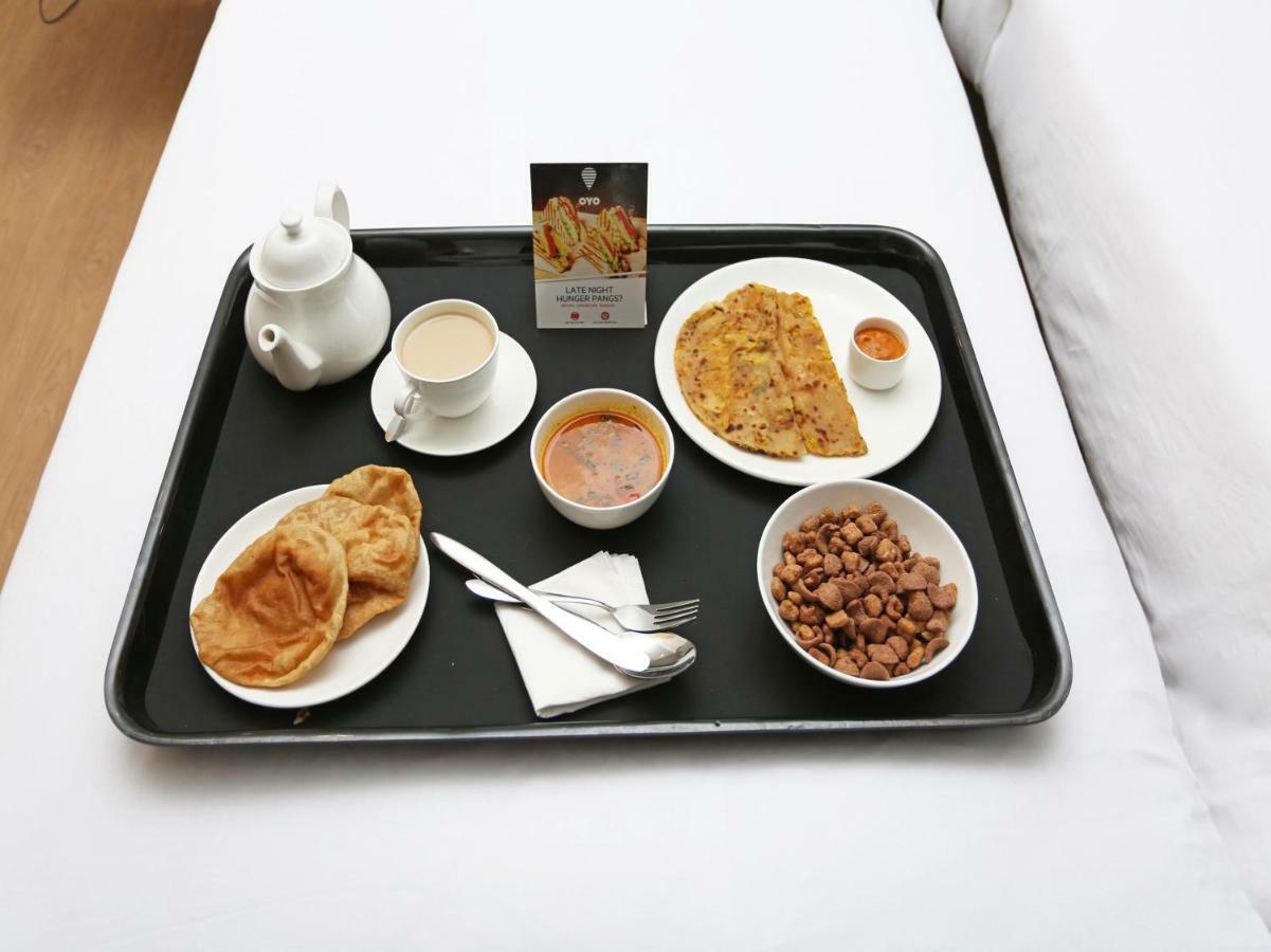 Hotel Bachchan Palace Varanasi Ngoại thất bức ảnh