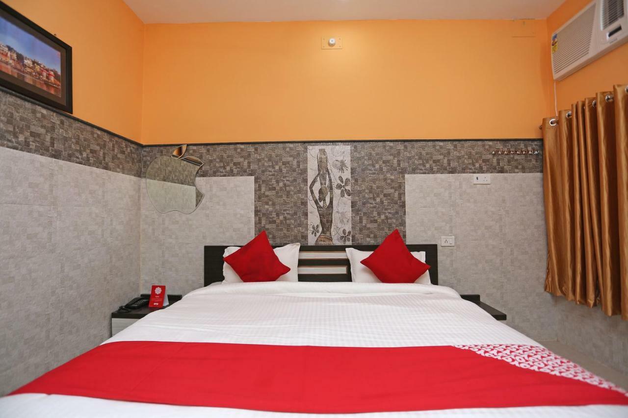 Hotel Bachchan Palace Varanasi Ngoại thất bức ảnh