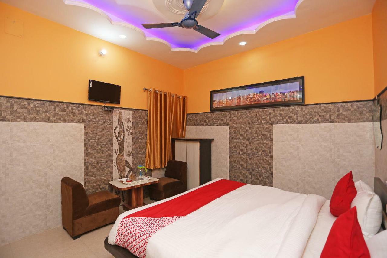 Hotel Bachchan Palace Varanasi Ngoại thất bức ảnh