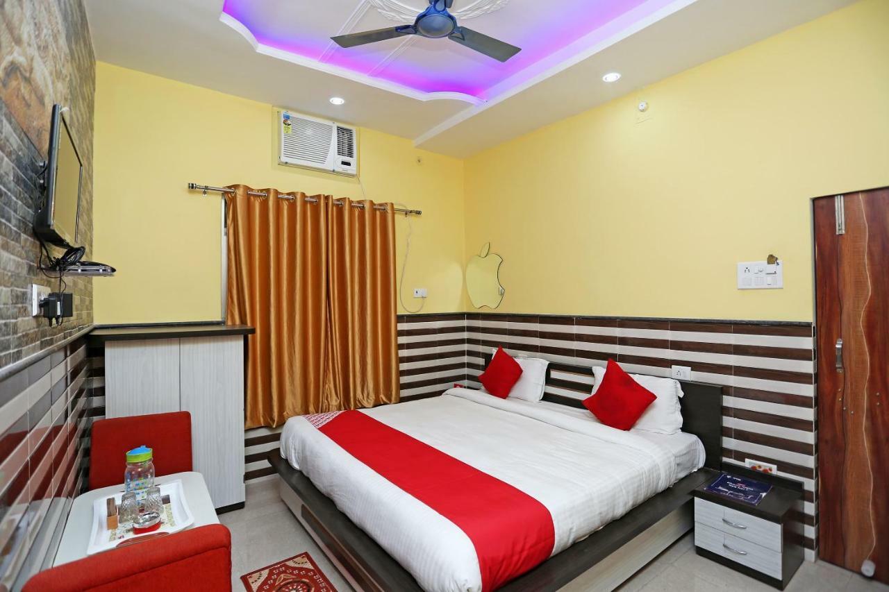 Hotel Bachchan Palace Varanasi Ngoại thất bức ảnh