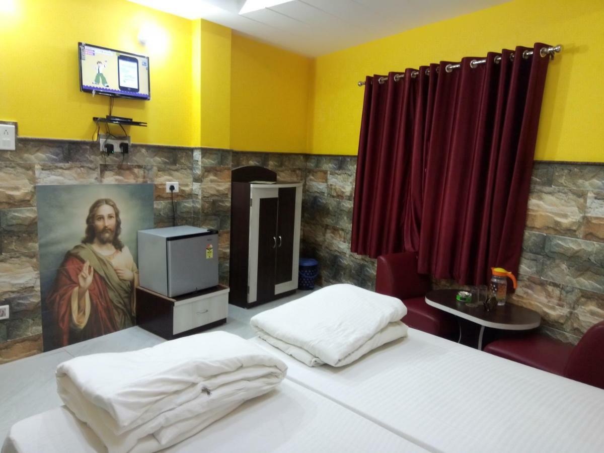 Hotel Bachchan Palace Varanasi Ngoại thất bức ảnh