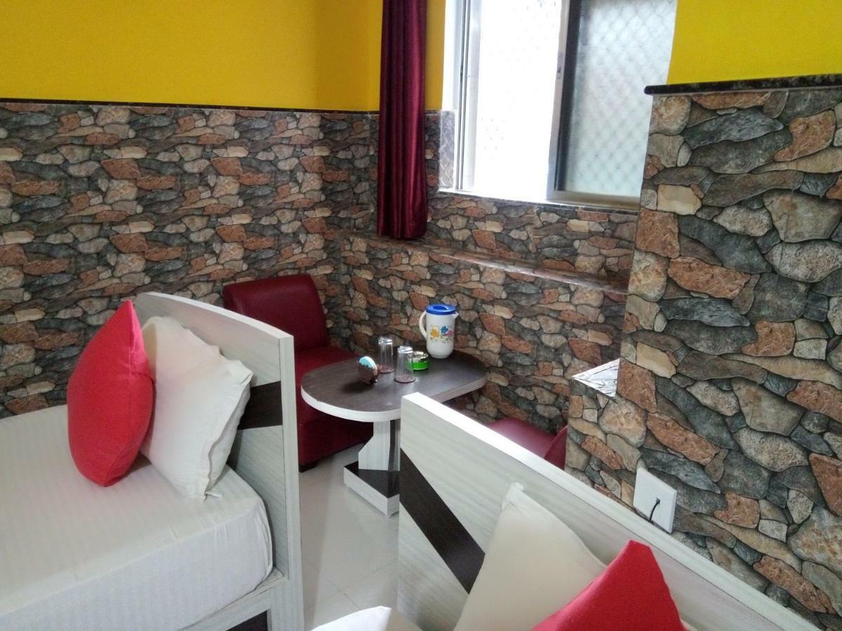 Hotel Bachchan Palace Varanasi Ngoại thất bức ảnh